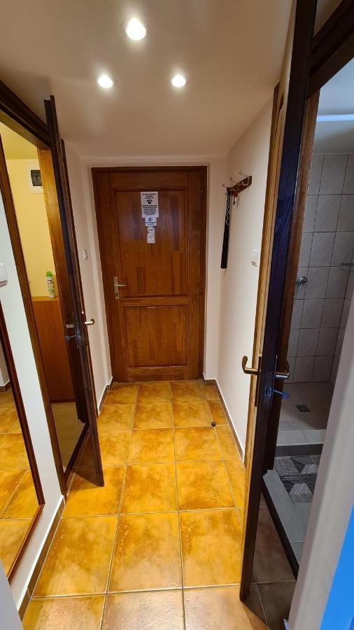Gyulai Fuerdoe Apartman Ngoại thất bức ảnh