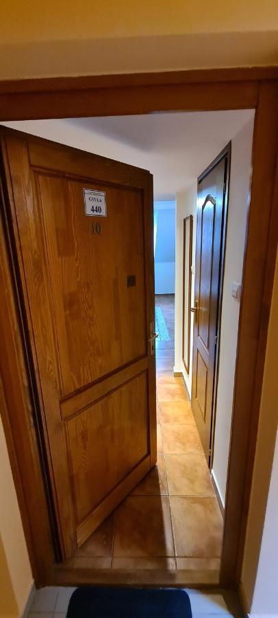 Gyulai Fuerdoe Apartman Ngoại thất bức ảnh