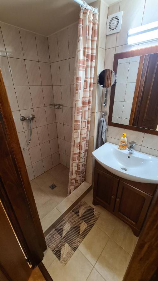 Gyulai Fuerdoe Apartman Ngoại thất bức ảnh