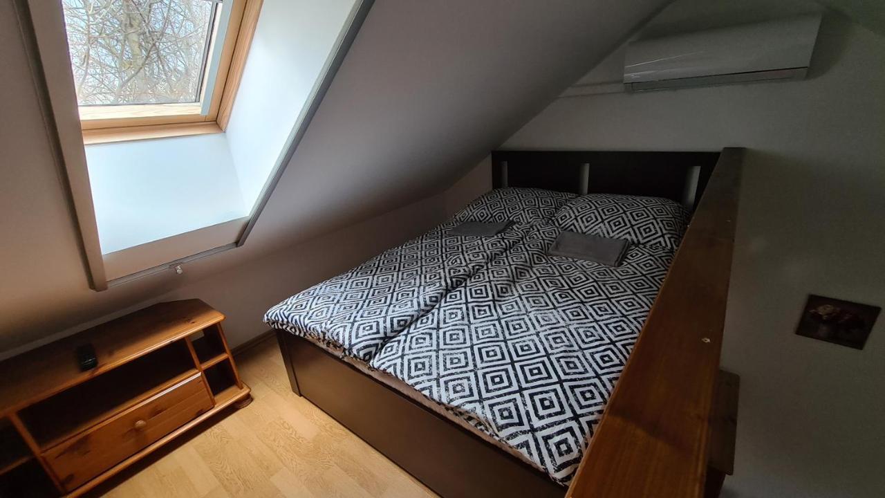 Gyulai Fuerdoe Apartman Ngoại thất bức ảnh